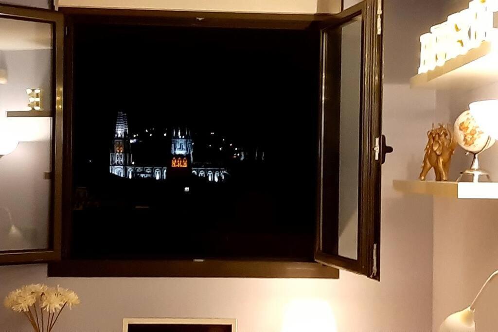 Apartmán Luxeinburgos Atico Con Vistas Espectaculares Exteriér fotografie